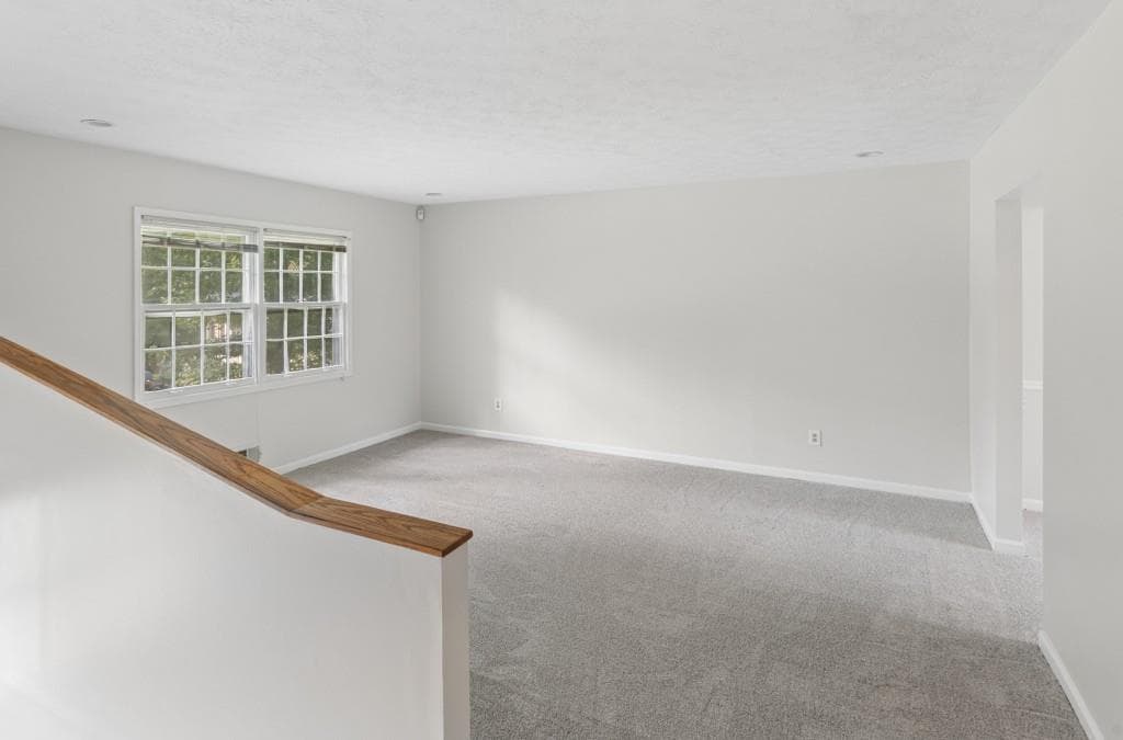 3 bedroom, 3 bathroom, 1,904 sq ft single family residence under contract at 6342 Bell Haven Lane, Riverdale, GA 30296 — photo 7
