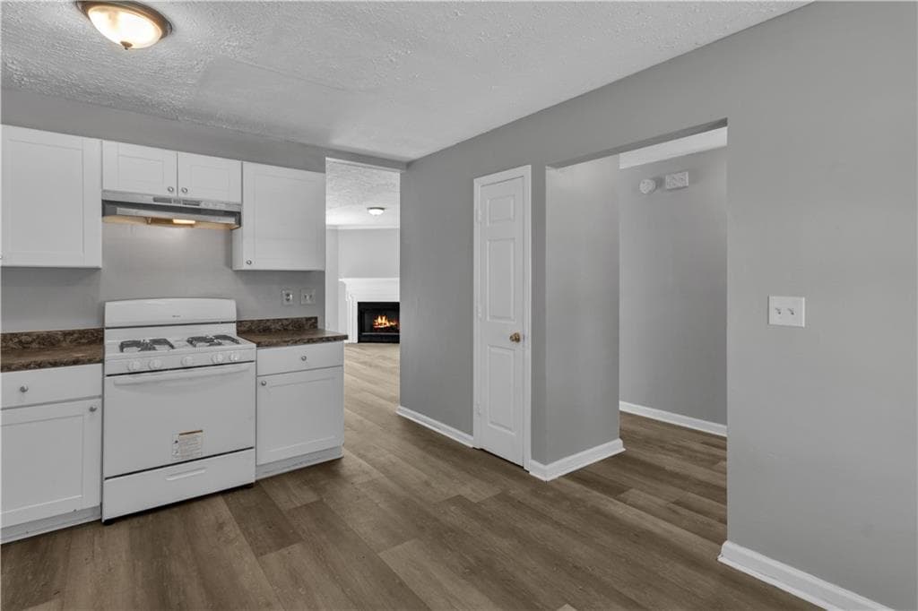 4 bedroom, 4 bathroom, 1,408 sq ft townhouse for sale at 3559 Ashley Station Drive, Marietta, GA 30008 — photo 5