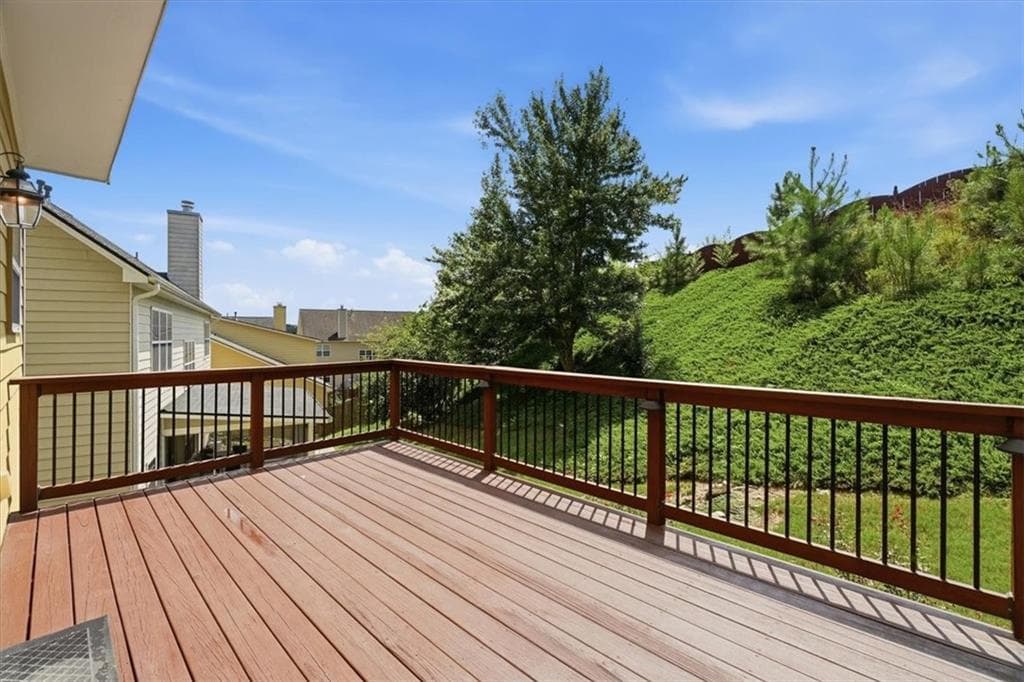 4 bedroom, 4 bathroom, 3,202 sq ft single family residence for sale at 6081 Pierless Avenue, Sugar Hill, GA 30518 — photo 4