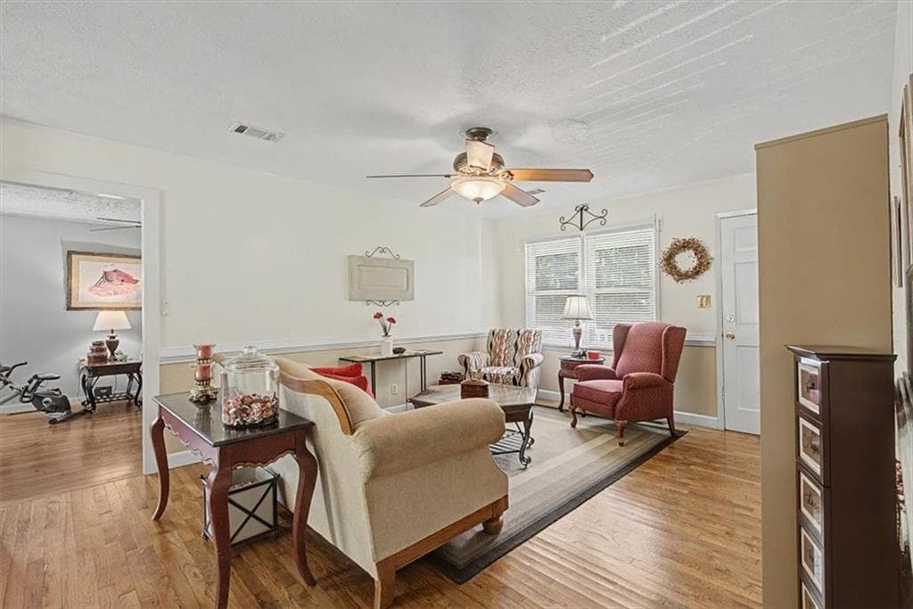 3 bedroom, 1 bathroom, 1,364 sq ft single family residence for sale at 32 Watkins Road, Newnan, GA 30263 — photo 8