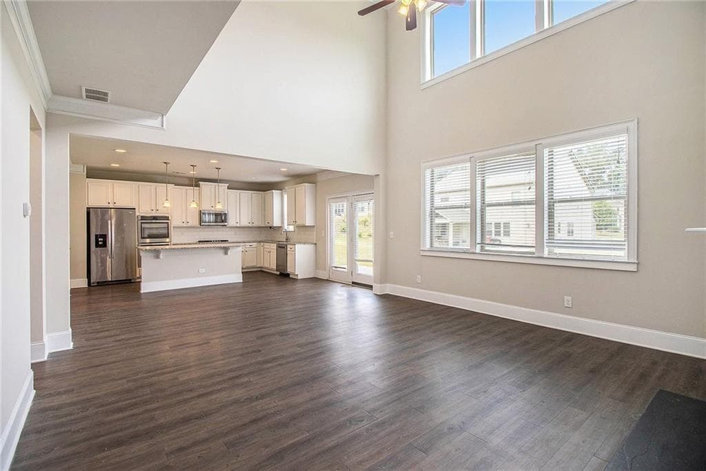 4 bedroom, 3 bathroom, 3,082 sq ft single family residence for sale at 283 Hickory Pointe Drive, Acworth, GA 30101 — photo 10