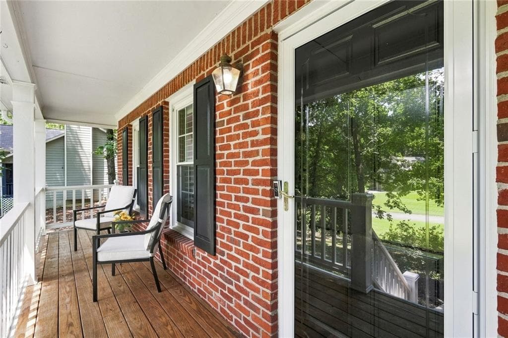 3 bedroom, 2 bathroom, 1,761 sq ft single family residence under contract at 4816 Westbourne Drive, Powder Springs, GA 30127 — photo 3