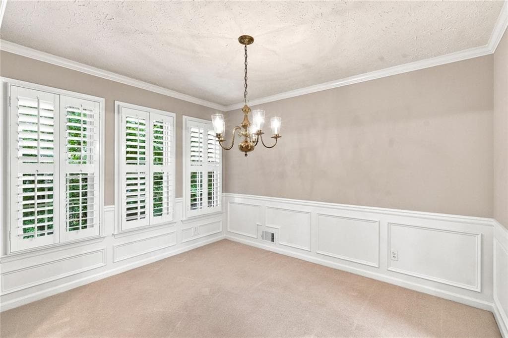 3 bedroom, 2 bathroom, 1,761 sq ft single family residence under contract at 4816 Westbourne Drive, Powder Springs, GA 30127 — photo 8