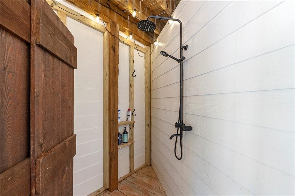 3 bedroom, 3 bathroom, 2,500 sq ft single family residence for sale at 4886 Propes Drive, Oakwood, GA 30566 — photo 5
