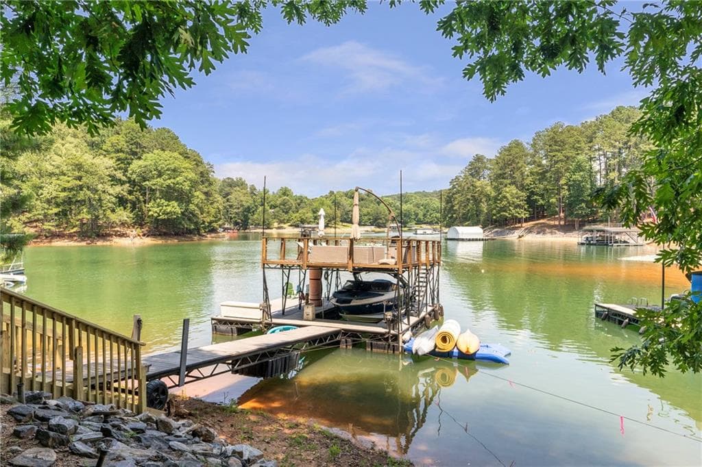 3 bedroom, 3 bathroom, 2,500 sq ft single family residence for sale at 4886 Propes Drive, Oakwood, GA 30566 — photo 7