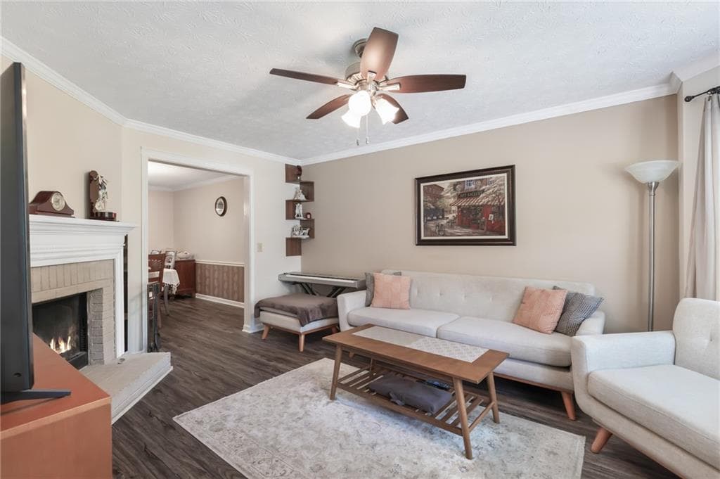 3 bedroom, 3 bathroom, 1,748 sq ft single family residence for sale at 1711 Bertram Lane, Marietta, GA 30008 — photo 5