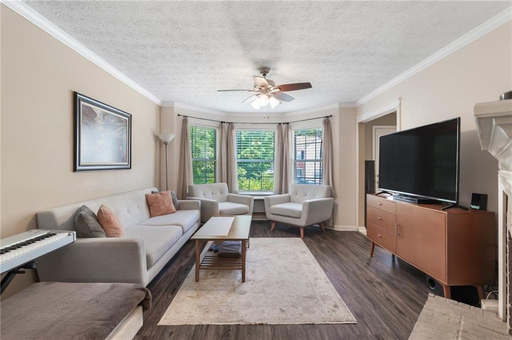 3 bedroom, 3 bathroom, 1,748 sq ft single family residence for sale at 1711 Bertram Lane, Marietta, GA 30008 — photo 6