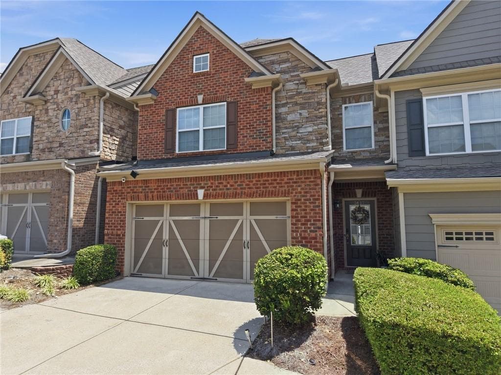3 bedroom, 3 bathroom, 1,684 sq ft townhouse for sale at 5617 Cobblestone Creek Avenue, Mableton, GA 30126 — photo 1 of 26