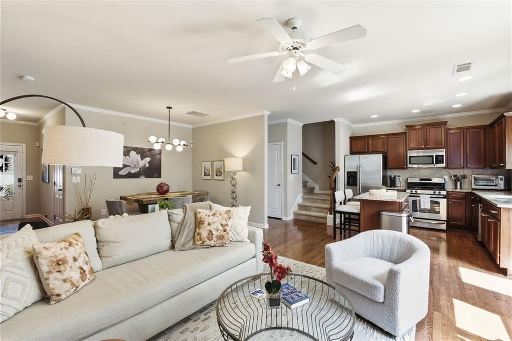 3 bedroom, 3 bathroom, 1,684 sq ft townhouse for sale at 5617 Cobblestone Creek Avenue, Mableton, GA 30126 — photo 5