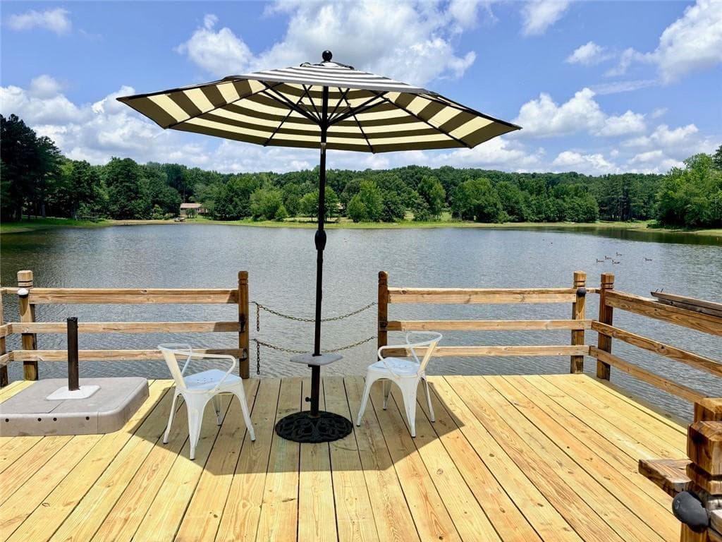 4 bedroom, 3 bathroom, 2,030 sq ft single family residence for sale at 275 Flat Shoals Church Road, Stockbridge, GA 30281