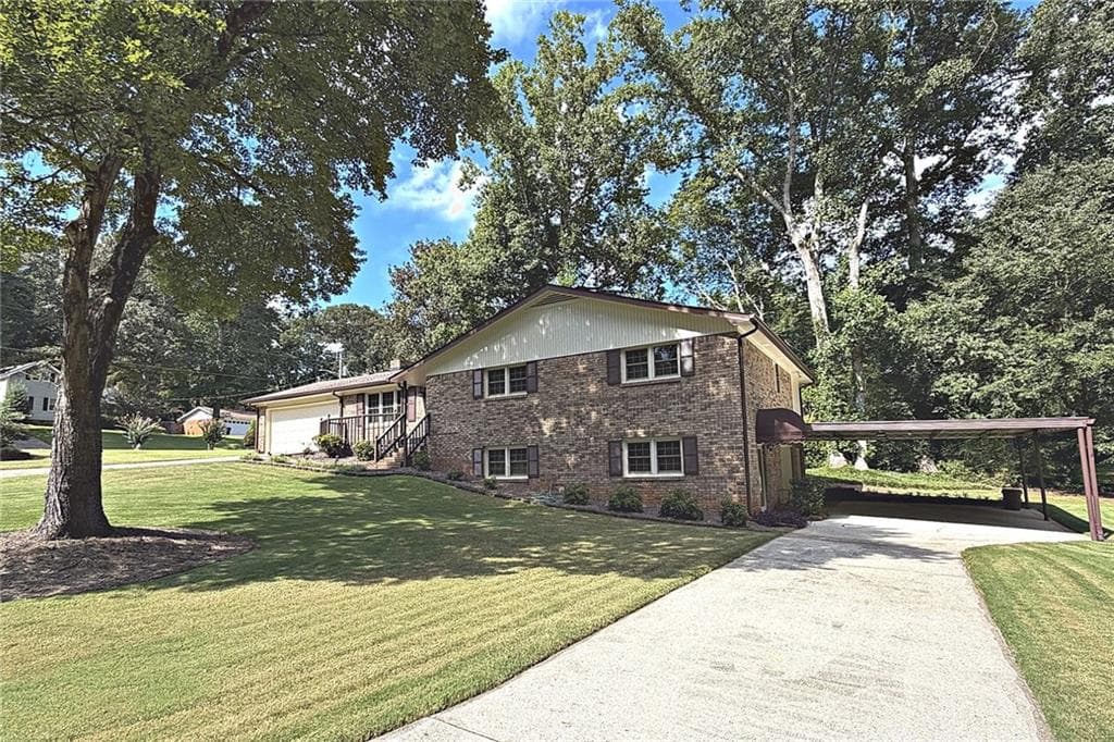 3 bedroom, 3 bathroom, 2,008 sq ft single family residence for rent at 5198 Two Branches Court, Mableton, GA 30126 for $2,450 a month — photo 3