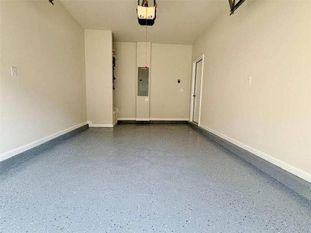 3 bedroom, 3 bathroom, 1,383 sq ft townhouse for sale at 129 Jaxton Street, Hoschton, GA 30548 — photo 2