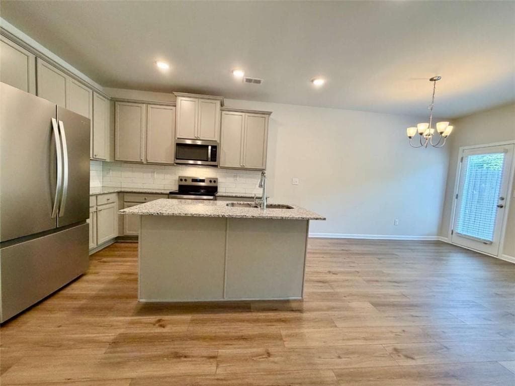 3 bedroom, 3 bathroom, 1,383 sq ft townhouse for sale at 129 Jaxton Street, Hoschton, GA 30548 — photo 8