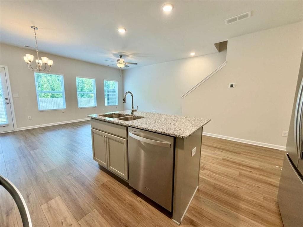 3 bedroom, 3 bathroom, 1,383 sq ft townhouse for sale at 129 Jaxton Street, Hoschton, GA 30548 — photo 10