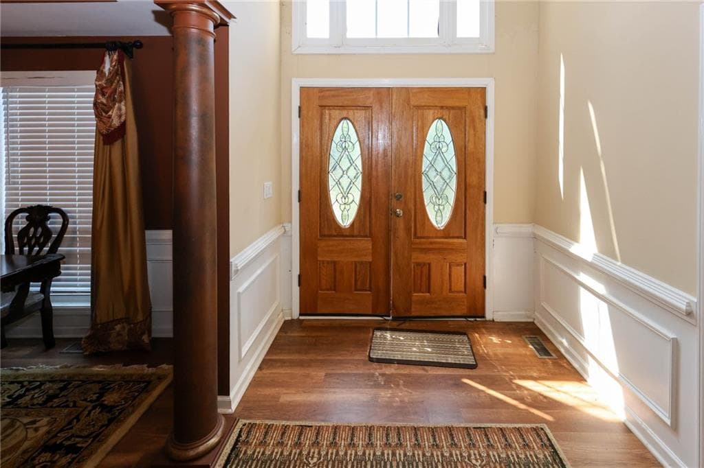 4 bedroom, 3 bathroom, 2,940 sq ft single family residence for sale at 1105 Fountain Crest Drive, Conyers, GA 30013 — photo 3