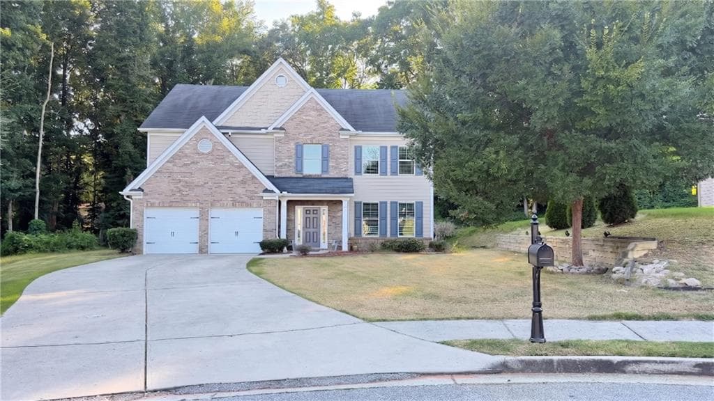 5 bedroom, 3 bathroom, 2,695 sq ft single family residence under contract at 2305 Paces Estates Drive, Lithia Springs, GA 30122
