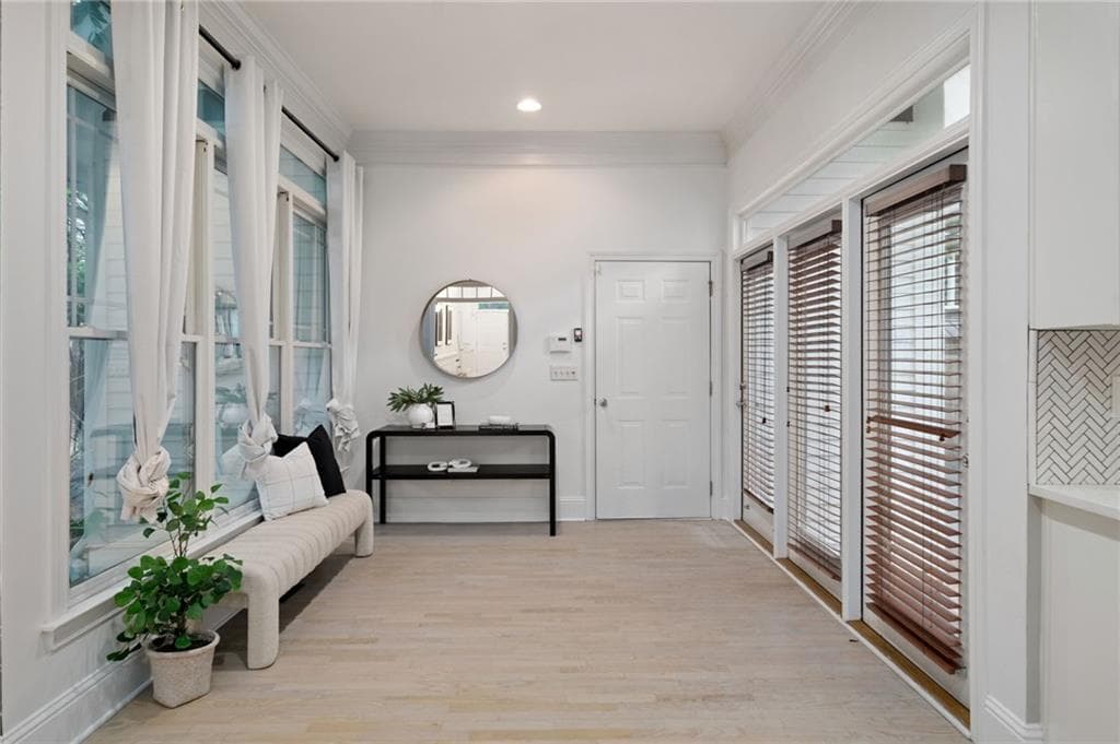 5 bedroom, 4 bathroom, 3,339 sq ft townhouse for sale at 855 Saint Charles Unit B Avenue, Atlanta, GA 30306 — photo 2