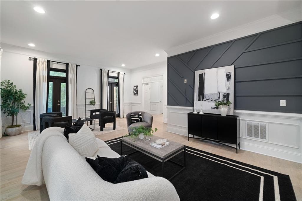 5 bedroom, 4 bathroom, 3,339 sq ft townhouse for sale at 855 Saint Charles Unit B Avenue, Atlanta, GA 30306 — photo 9
