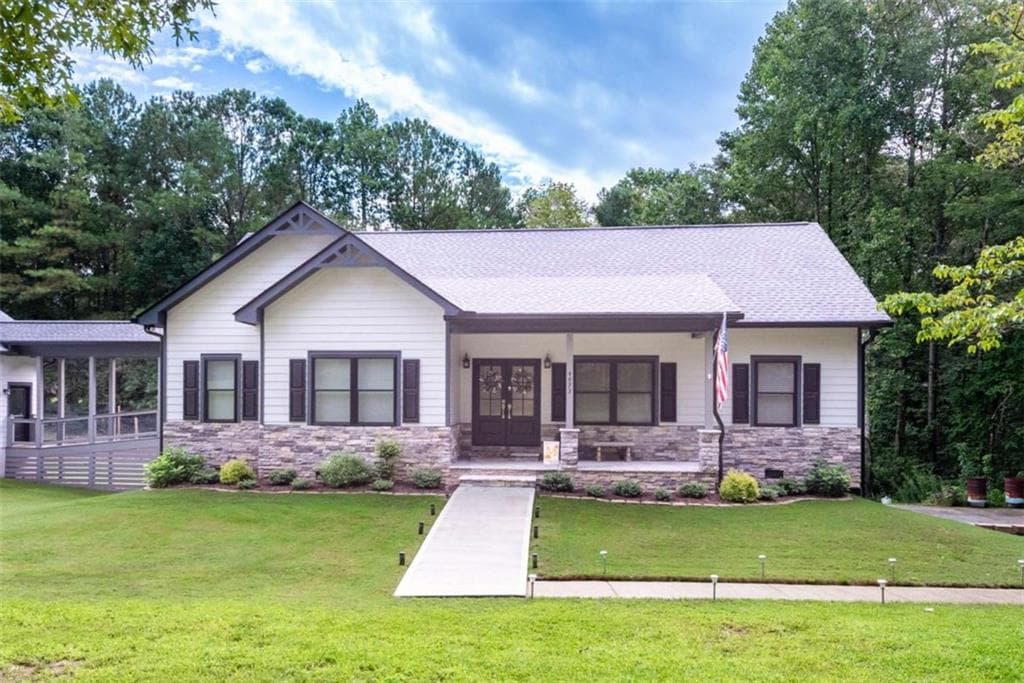 3 bedroom, 2 bathroom, 1,624 sq ft single family residence for sale at 4973 Yukon Road, Ellijay, GA 30536 — photo 4