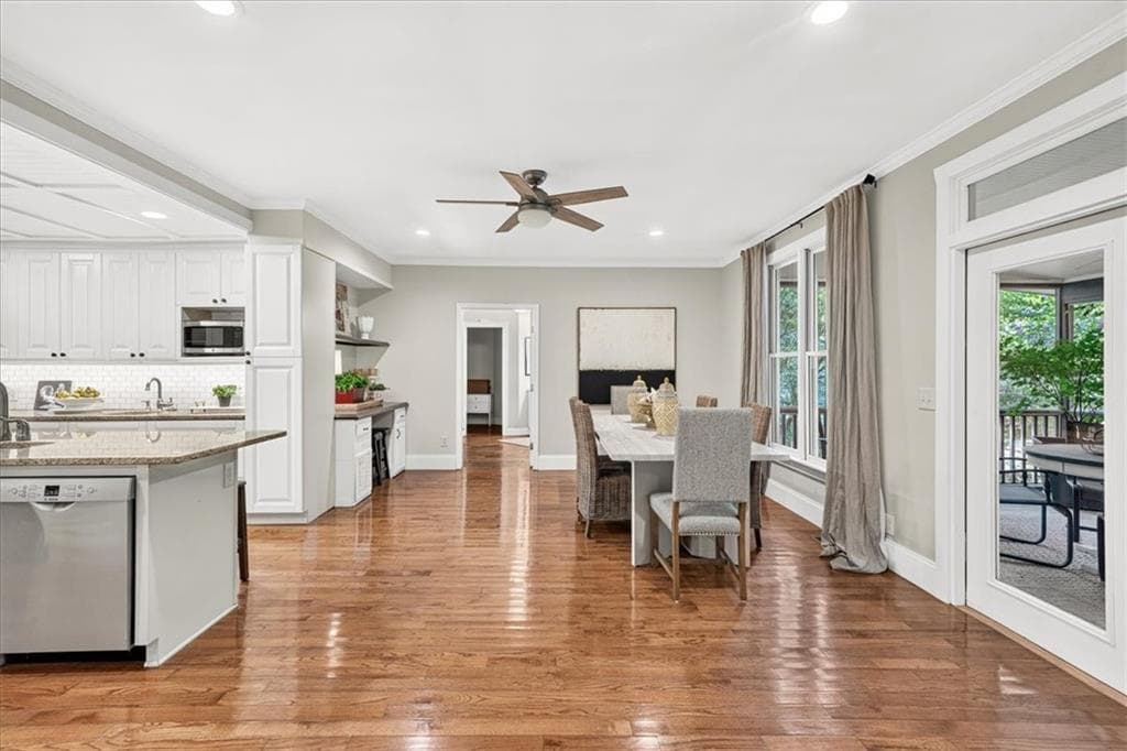 4 bedroom, 3 bathroom, 3,100 sq ft single family residence under contract at 3964 Mcdaniel Street, Chamblee, GA 30341 — photo 9