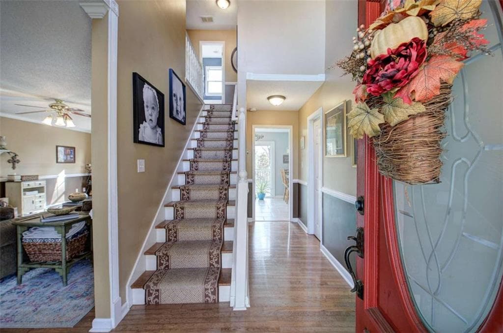 3 bedroom, 3 bathroom, 1,896 sq ft single family residence for sale at 35 Miltons Walk, Cartersville, GA 30120 — photo 8