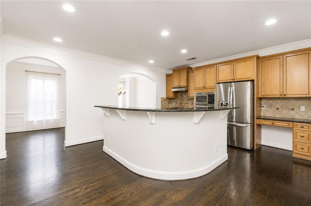 5 bedroom, 5 bathroom, 2,800 sq ft townhouse for rent at 9034 Woodland Trail, Alpharetta, GA 30009 for $4,500 a month — photo 8