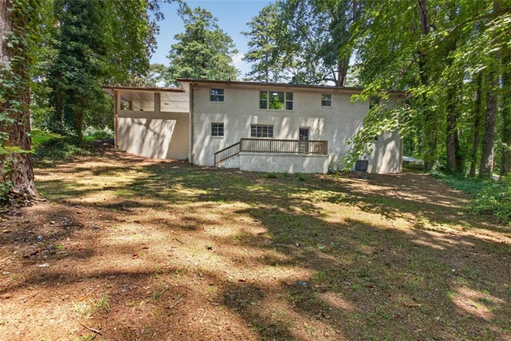 3 bedroom, 2 bathroom, 1,616 sq ft single family residence for sale at 2418 Meadow Lark Drive, East Point, GA 30344 — photo 6