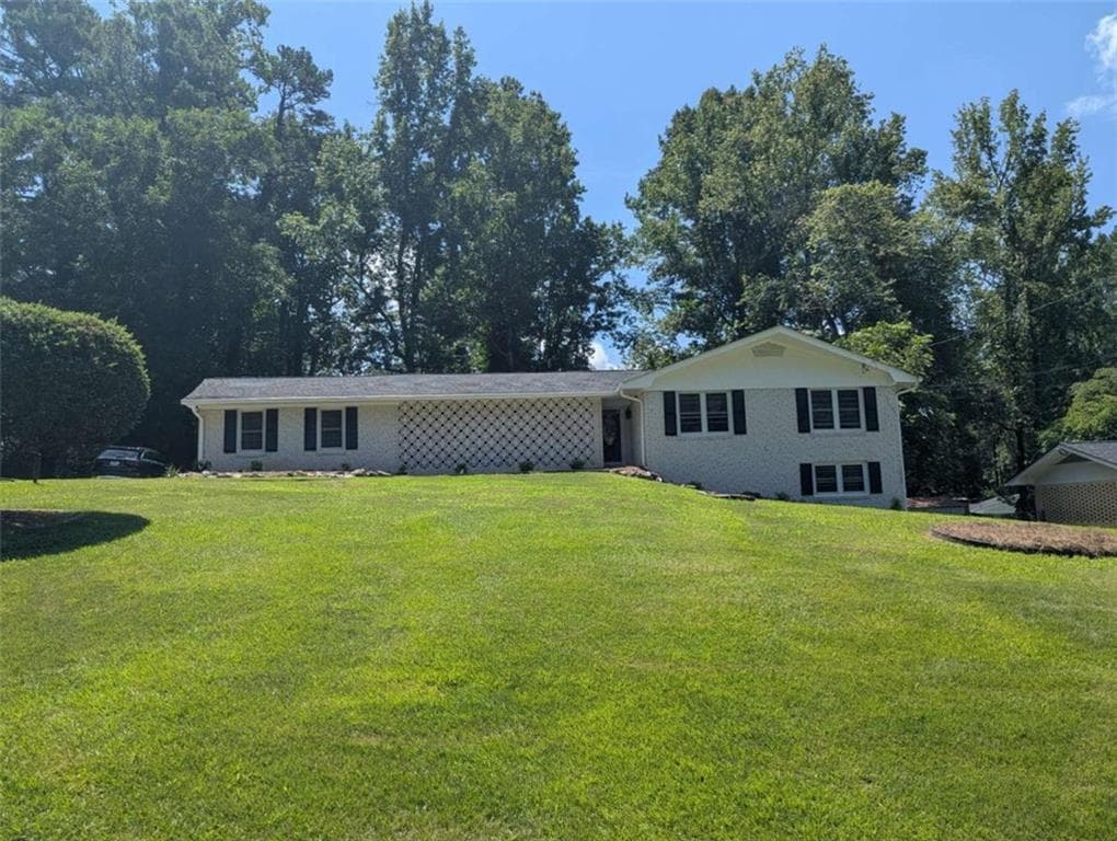 4 bedroom, 3 bathroom, 2,396 sq ft single family residence for rent at 4020 Kelden Court, Atlanta, GA 30349 for $2,495 a month — photo 1 of 29