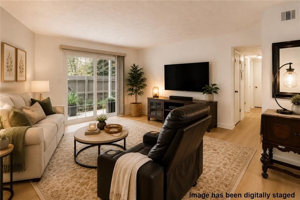 2 bedroom, 2 bathroom, 980 sq ft condominium for sale at 3160 Seven Pines Court 110, Atlanta, GA 30339 — photo 2