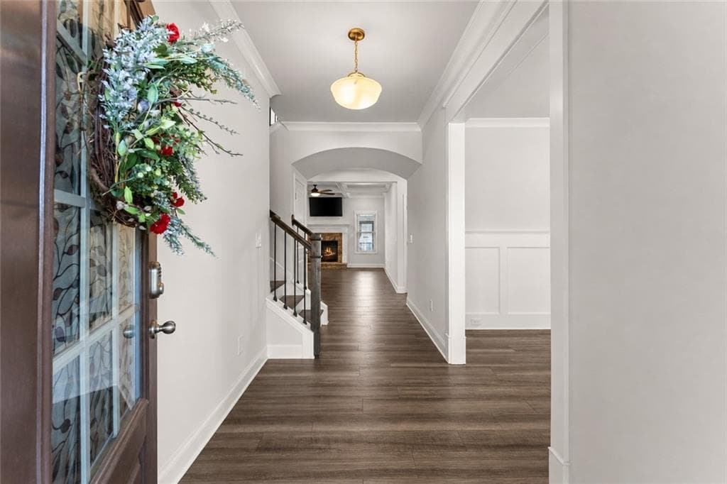 5 bedroom, 4 bathroom, 3,013 sq ft single family residence for sale at 7129 Birch View Court, Flowery Branch, GA 30542 — photo 5