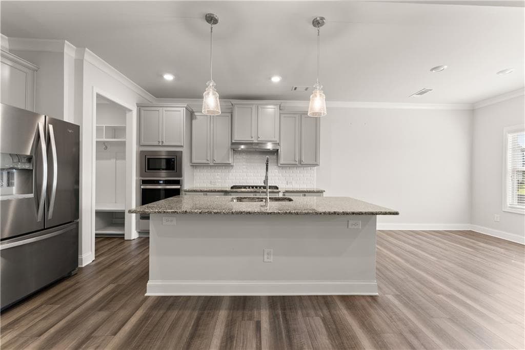 5 bedroom, 4 bathroom, 3,013 sq ft single family residence for sale at 7129 Birch View Court, Flowery Branch, GA 30542 — photo 9