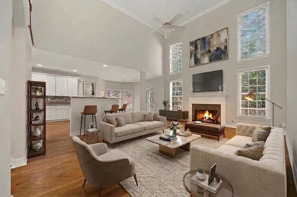 4 bedroom, 3 bathroom, 2,334 sq ft single family residence for sale at 1943 Regency Cove Court, Atlanta, GA 30341 — photo 4