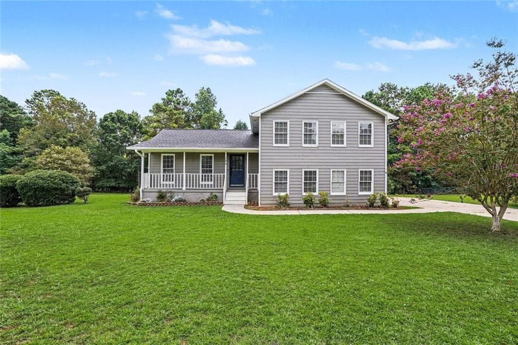 3 bedroom, 2 bathroom, 2,088 sq ft single family residence for sale at 125 Beacon Drive, Fayetteville, GA 30215