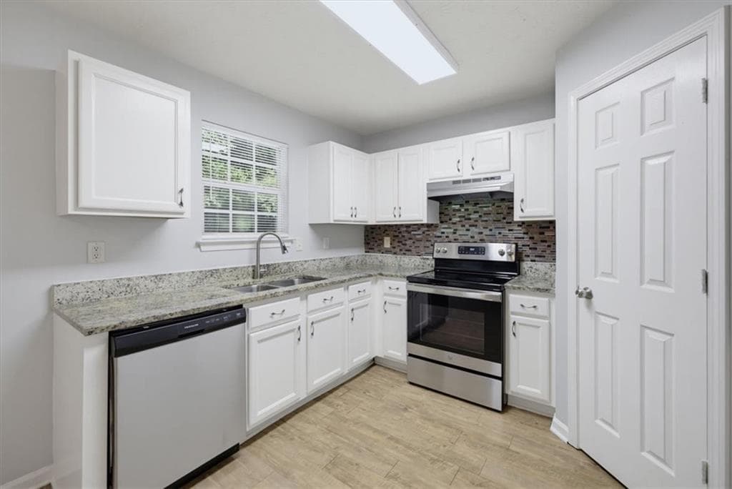 3 bedroom, 3 bathroom, 1,505 sq ft condominium for sale at 137 Spring Walk Way, Lawrenceville, GA 30046 — photo 9