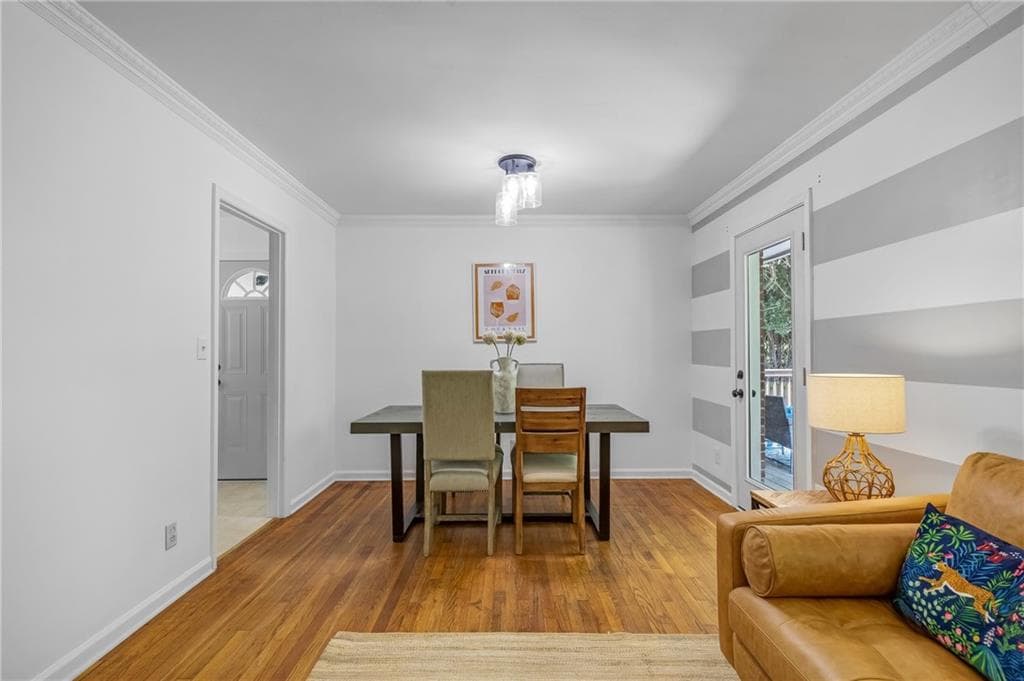 4 bedroom, 2 bathroom, 1,706 sq ft single family residence for sale at 2544 W Laurel Ridge Drive, Decatur, GA 30033 — photo 6