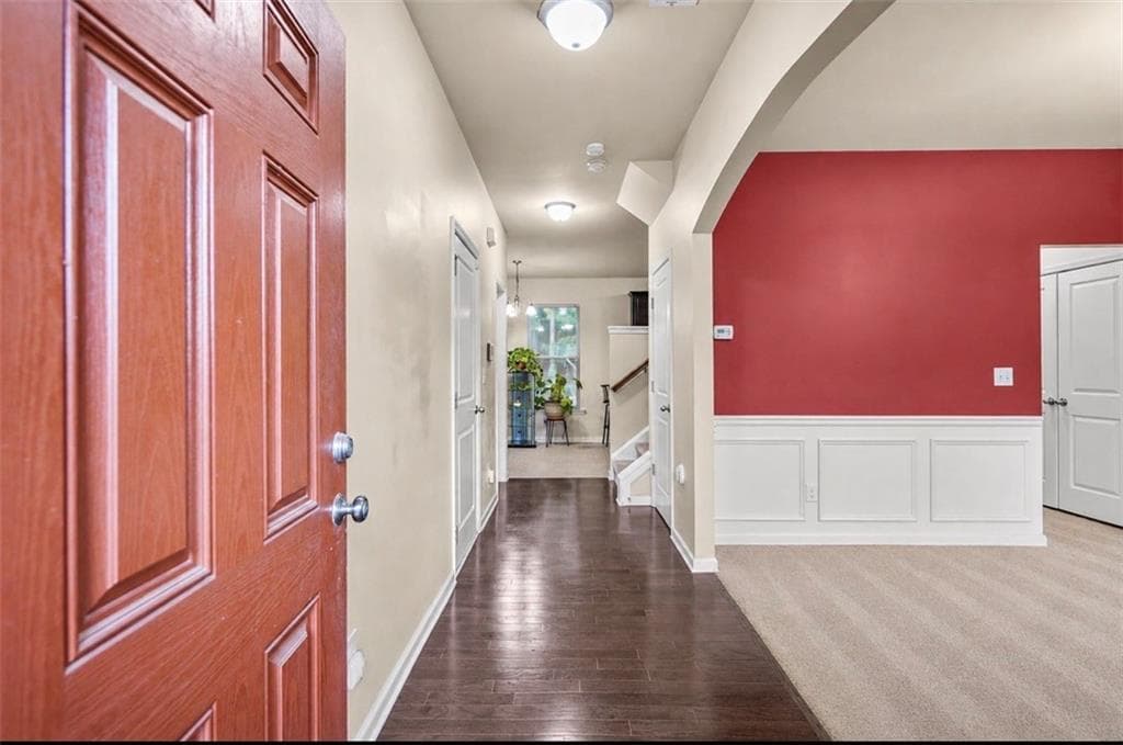 3 bedroom, 3 bathroom, 1,850 sq ft single family residence for sale at 5037 Saphire Court, Douglasville, GA 30135 — photo 3