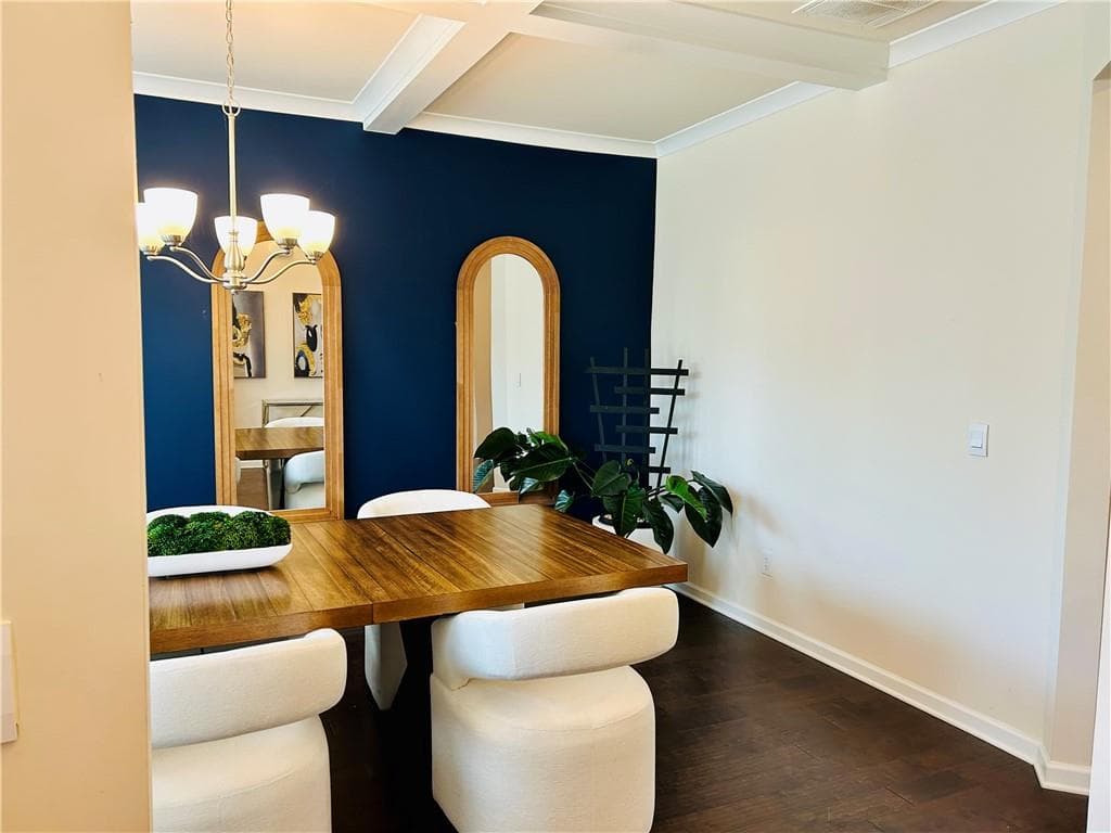 4 bedroom, 4 bathroom, 2,827 sq ft single family residence for sale at 330 Darien Drive, Senoia, GA 30276 — photo 4