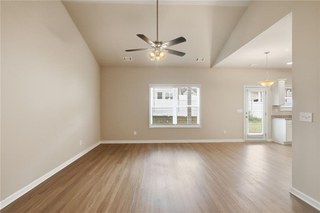 4 bedroom, 2 bathroom, 1,726 sq ft single family residence for sale at 146 Culver Street, Jackson, GA 30233 — photo 2
