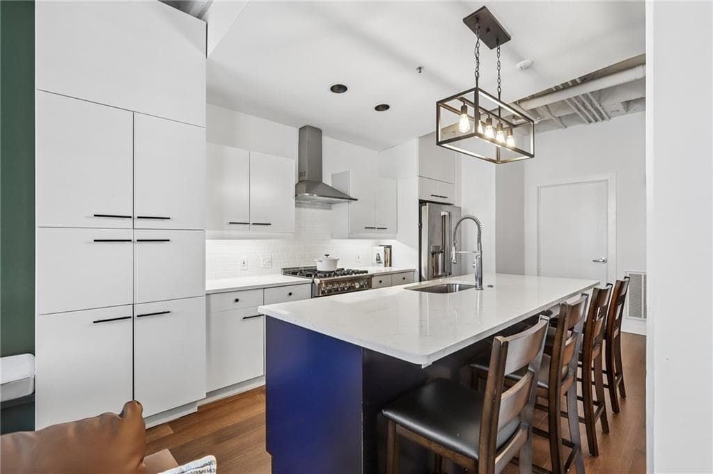 2 bedroom, 2 bathroom, 1,330 sq ft condominium for sale at 805 Peachtree Street 411, Atlanta, GA 30308 — photo 7