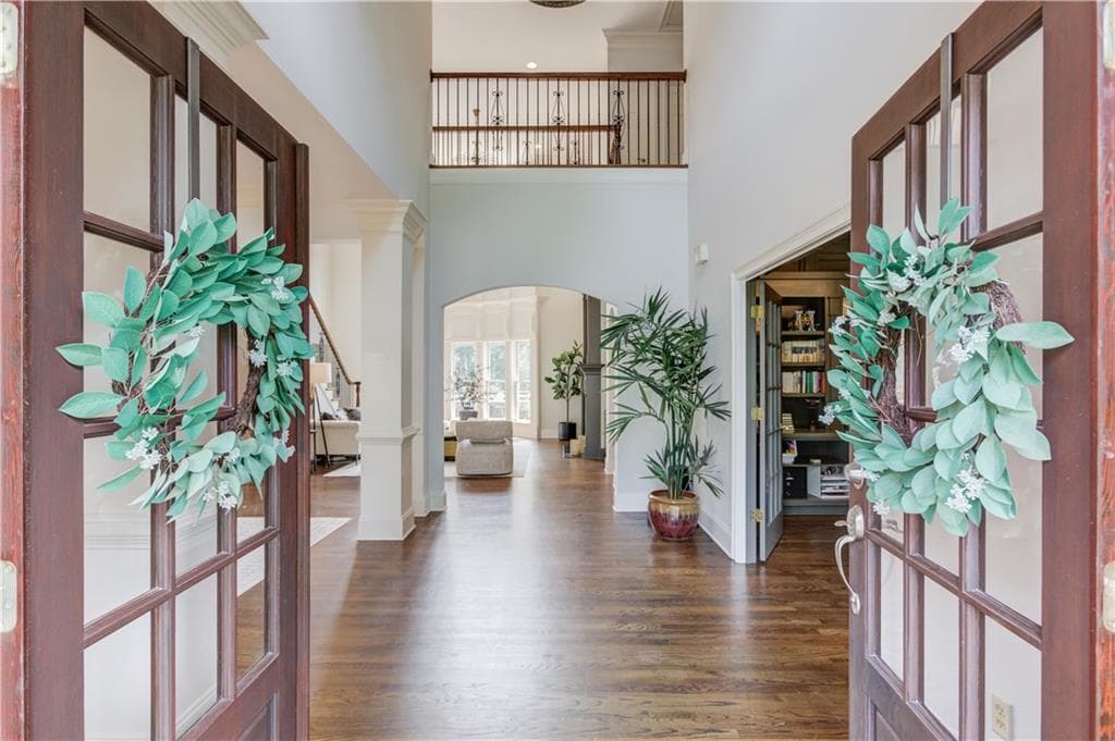 6 bedroom, 7 bathroom, 7,123 sq ft single family residence for sale at 5318 Binghurst Court, Suwanee, GA 30024 — photo 8