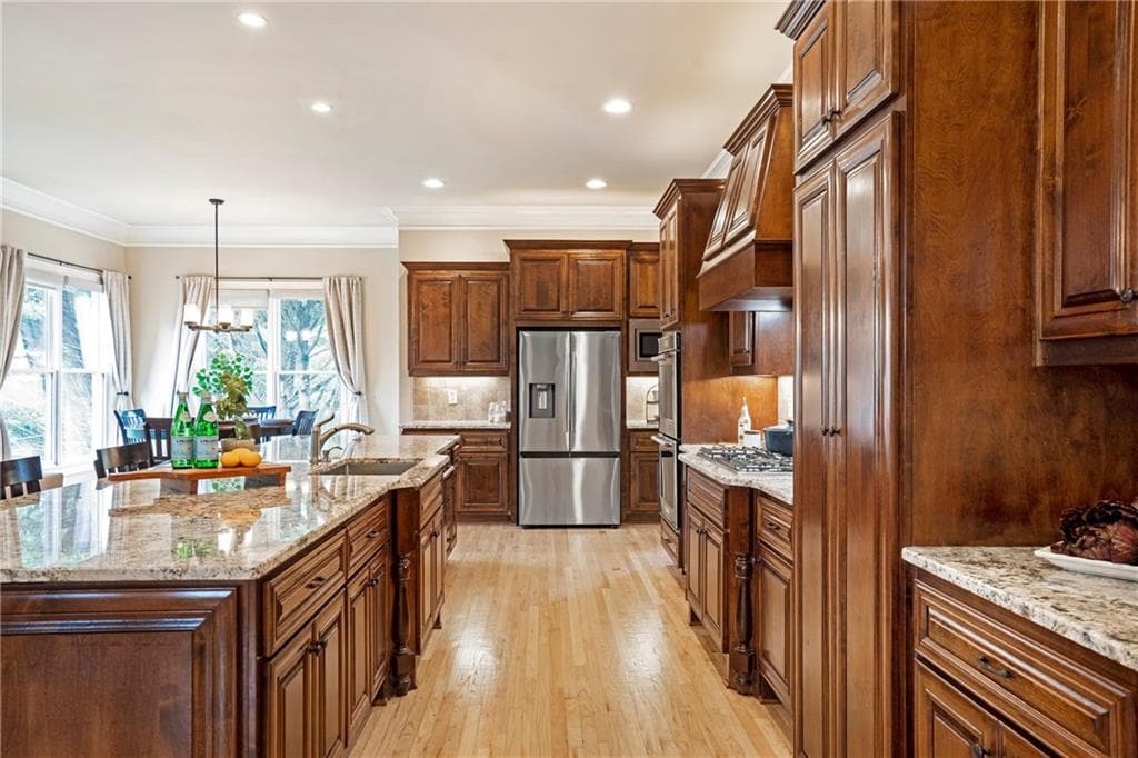 5 bedroom, 6 bathroom, 6,609 sq ft single family residence under contract at 5335 Harris Springs Drive, Cumming, GA 30040 — photo 10