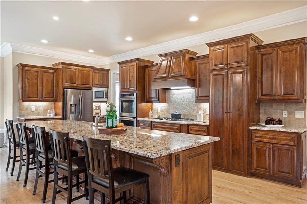 5 bedroom, 6 bathroom, 6,609 sq ft single family residence under contract at 5335 Harris Springs Drive, Cumming, GA 30040 — photo 9