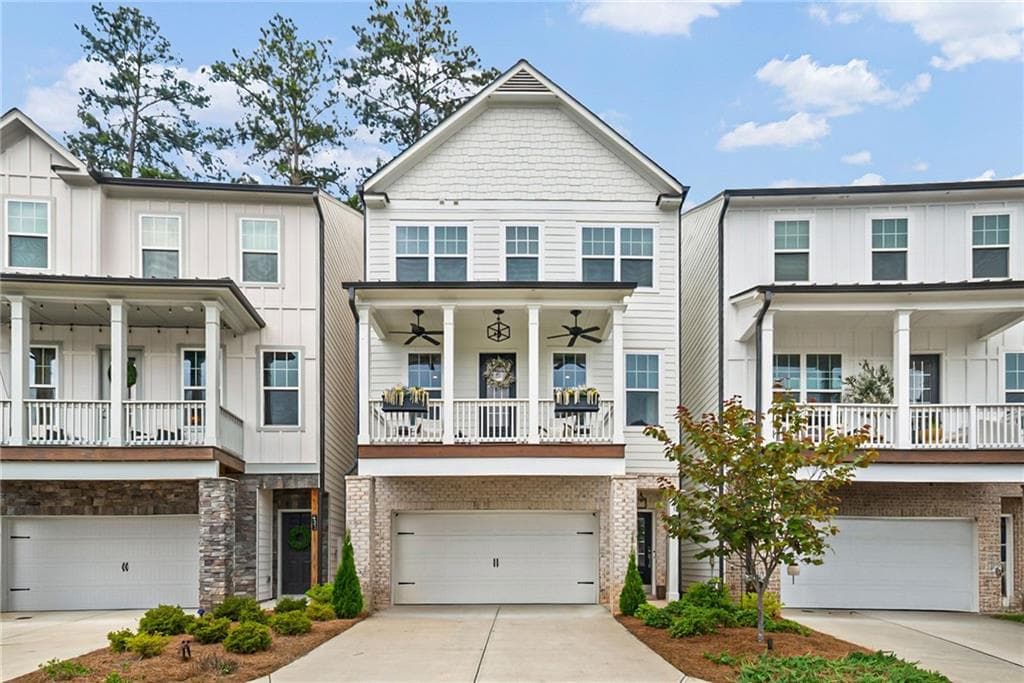 3 bedroom, 3 bathroom, 2,163 sq ft single family residence for sale at 437 Bishop Lane, Woodstock, GA 30188 — photo 1 of 39