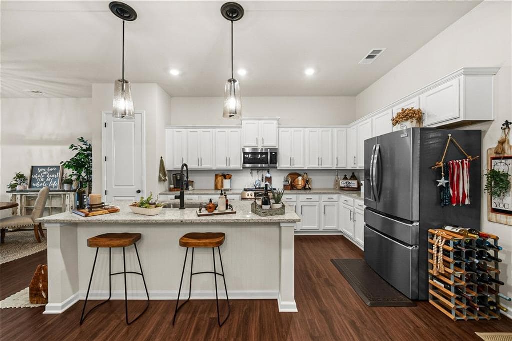 3 bedroom, 3 bathroom, 2,163 sq ft single family residence for sale at 437 Bishop Lane, Woodstock, GA 30188 — photo 9