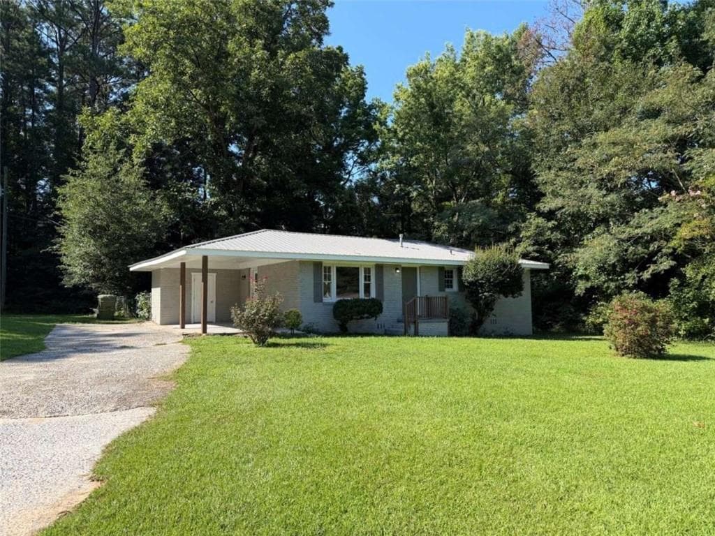 3 bedroom, 1 bathroom, 1,008 sq ft single family residence under contract at 1289 Stewart Street, Carrollton, GA 30117 — photo 2