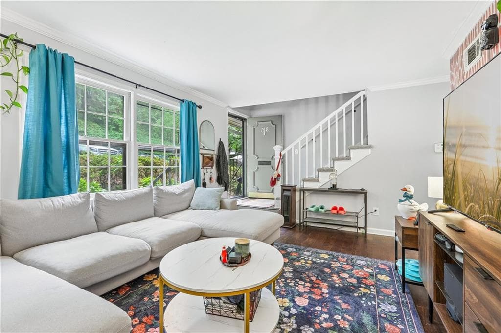 2 bedroom, 3 bathroom, 1,252 sq ft condominium for sale at 168 Barone Place, Atlanta, GA 30327