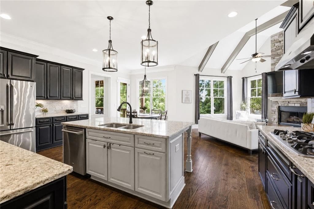 5 bedroom, 6 bathroom, 7,747 sq ft single family residence for sale at 12711 Ruths Farm Way, Alpharetta, GA 30004 — photo 5