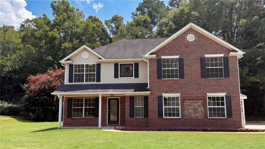 4 bedroom, 3 bathroom, 2,414 sq ft single family residence for sale at 115 Emerald Lane, Hampton, GA 30228 — photo 1 of 29