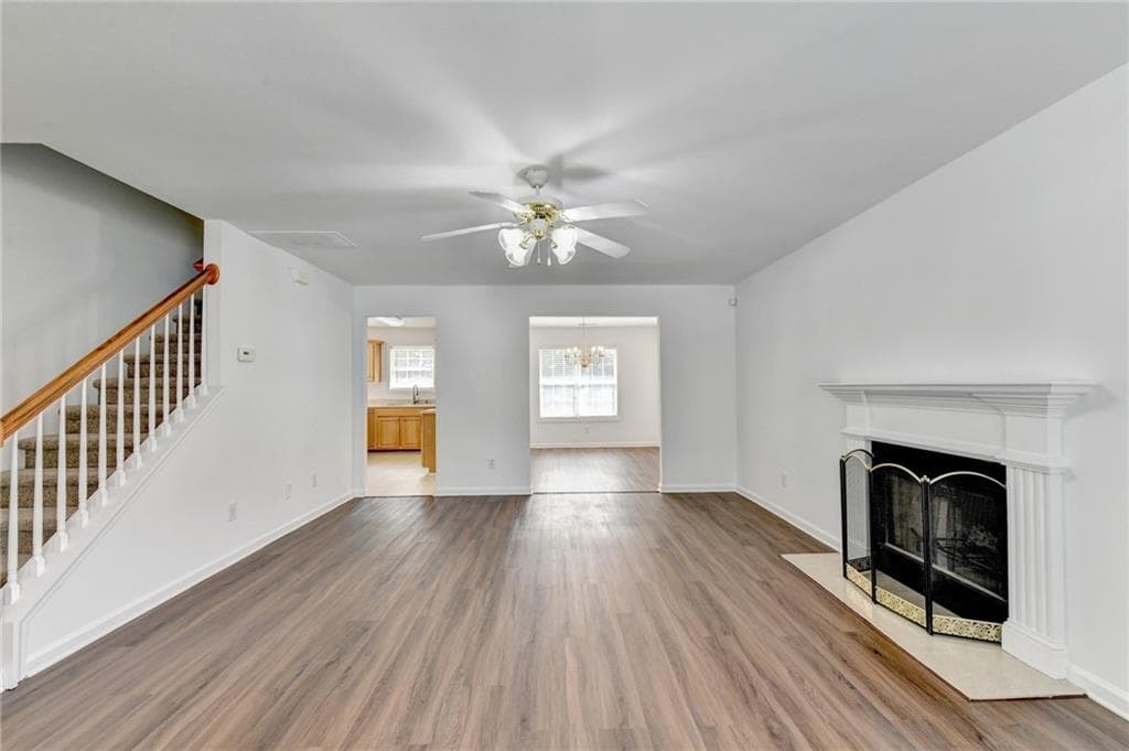 4 bedroom, 3 bathroom, 2,076 sq ft single family residence for sale at 6383 Grand Hickory Drive, Braselton, GA 30517 — photo 4