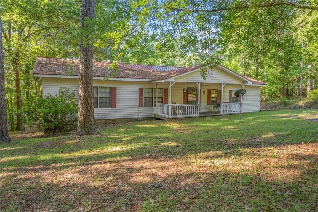 3 bedroom, 2 bathroom, 1,826 sq ft single family residence for sale at 1038 Carrs Station Road, Milledgeville, GA 31061 — photo 6
